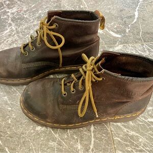 Vintage AirWalk Doc Marten Boots